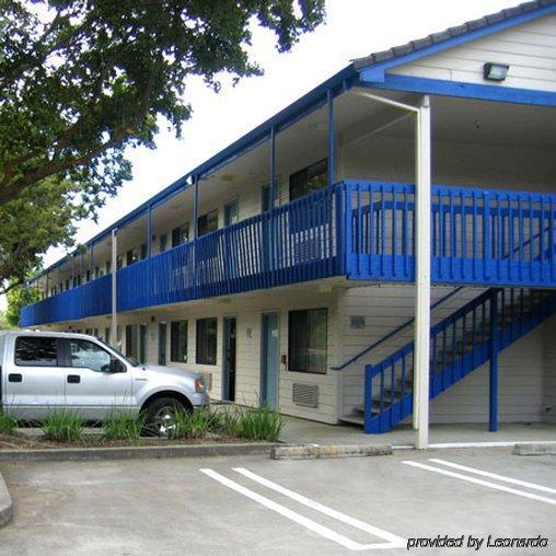 Valley Oaks Inn Woodland Exterior foto